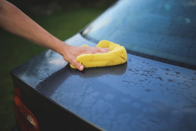 洗車の洗剤を代用 シャンプーや鉄粉取り粘土に代わるものとは